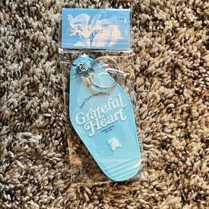 Seven Brew Grateful Heart Blue Motel Keychain Tag
